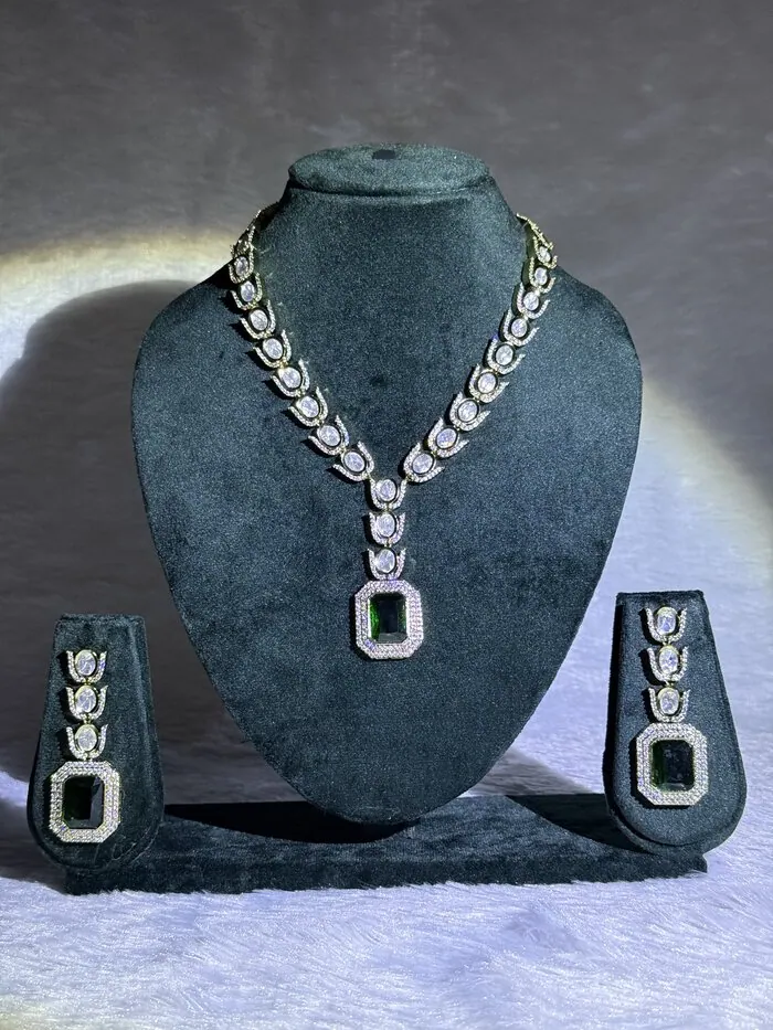 Heritage Hasli & Statement Necklaces