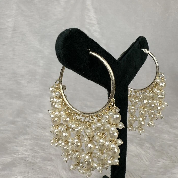 Siyarva Gold-Toned Classic Hoop Earrings with Pearl Drops - Image 3