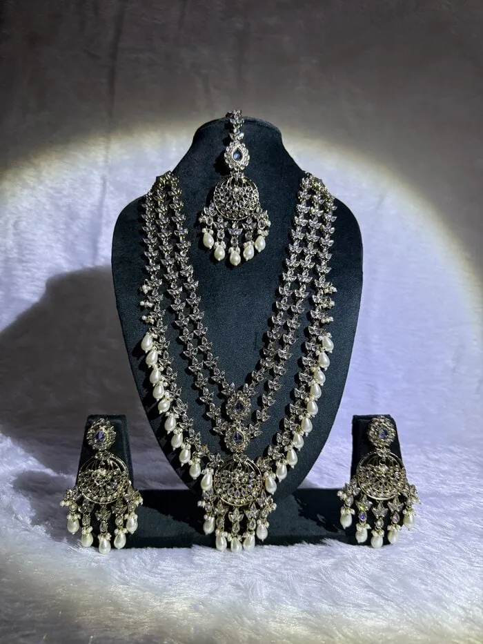 Siyarva Leafy Pearl Long Layered Kundan Necklace Set