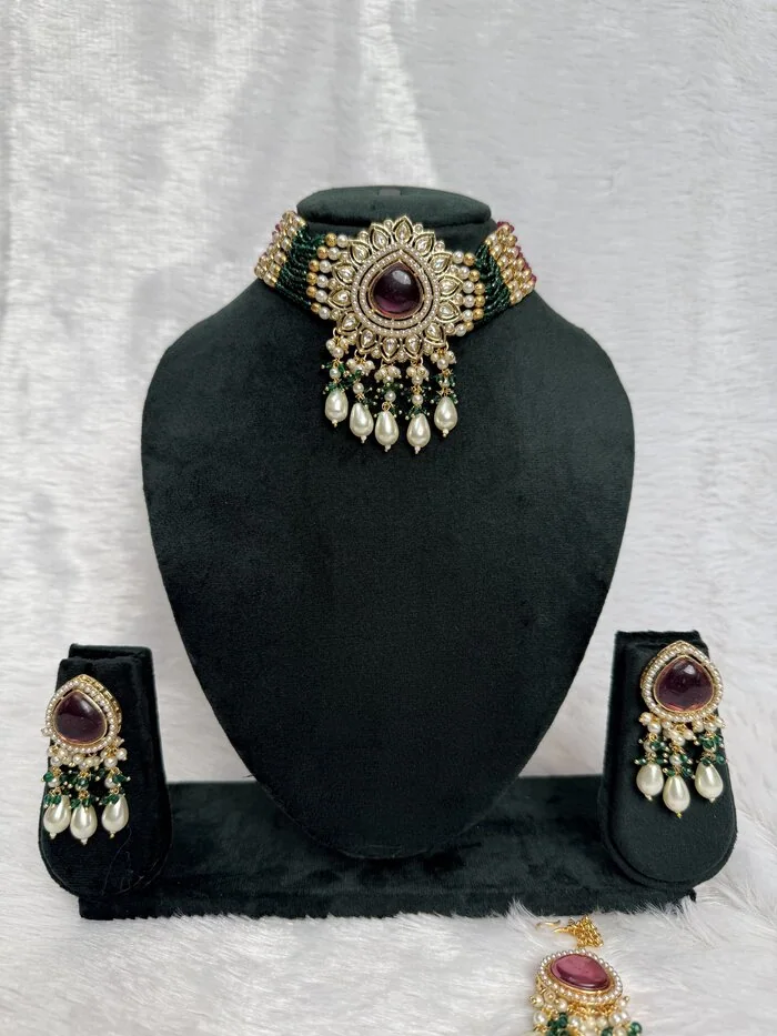 Siyarva Pearl Beaded Kundan Handcrafted Choker Necklace Set